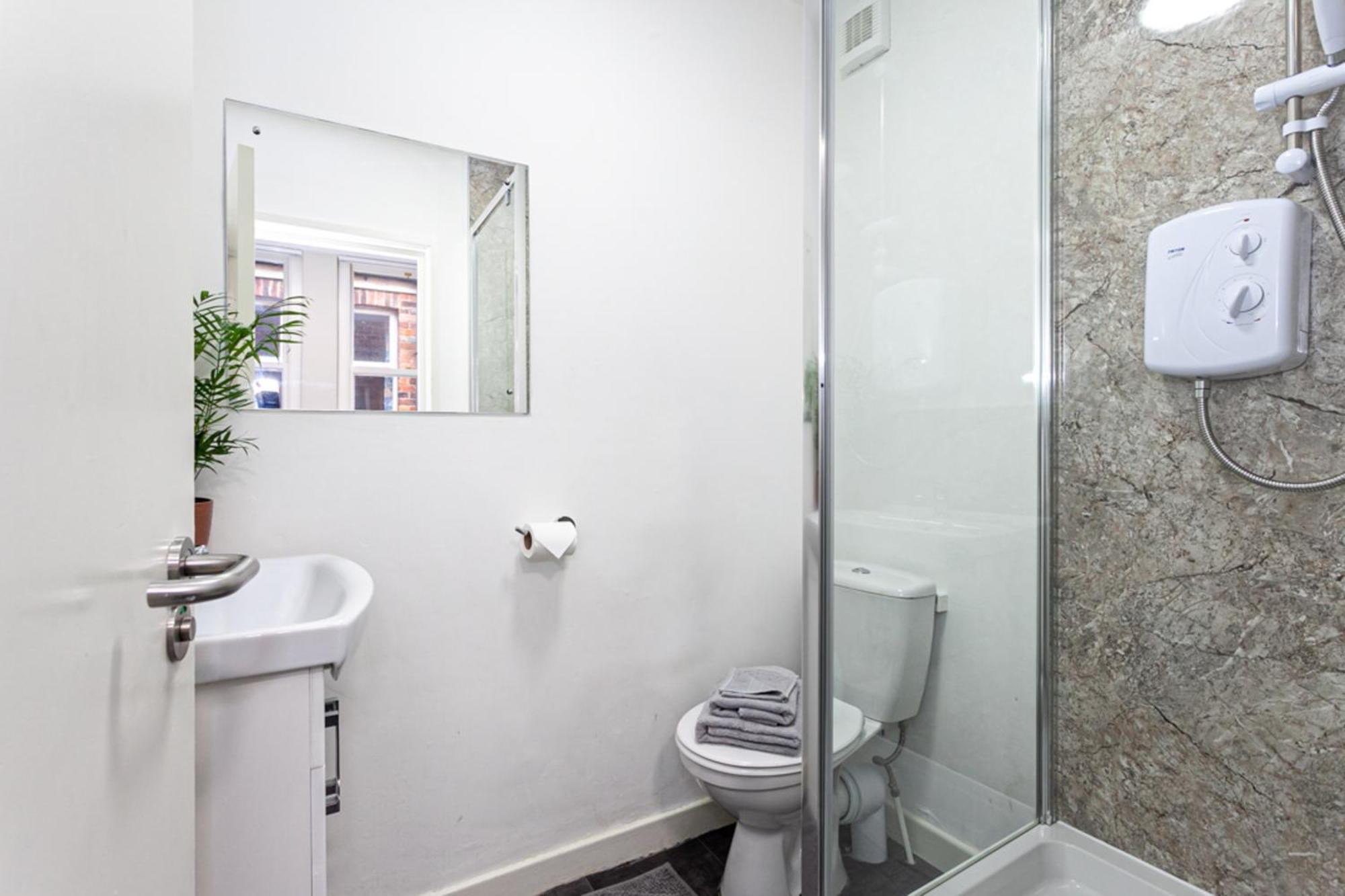 Studio Stay City Haven Preston Престон Экстерьер фото