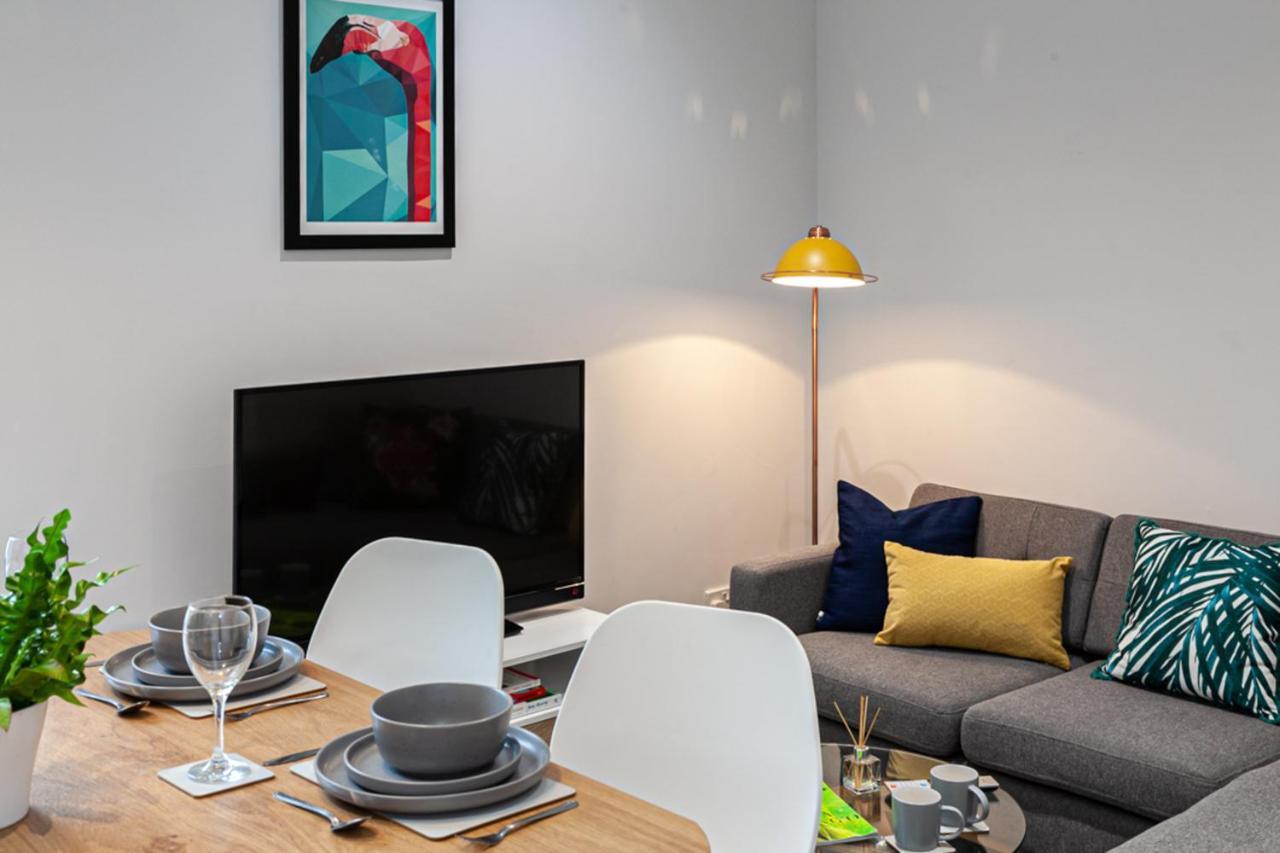 Studio Stay City Haven Preston Престон Экстерьер фото